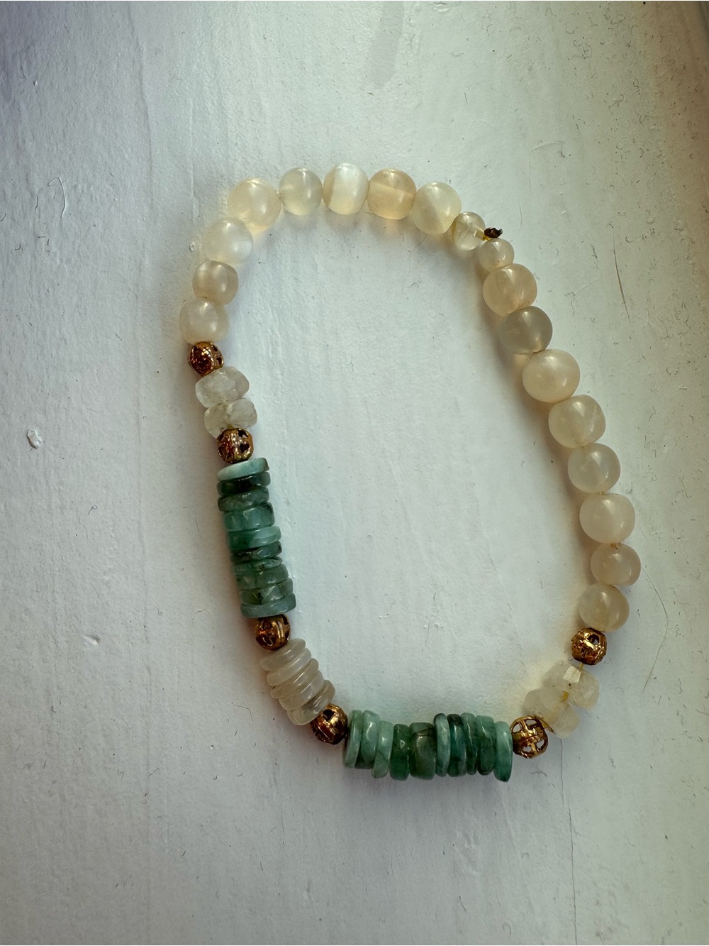 Green & White Stone Round Beaded Stretch Bracelet No Clasp Stackable
